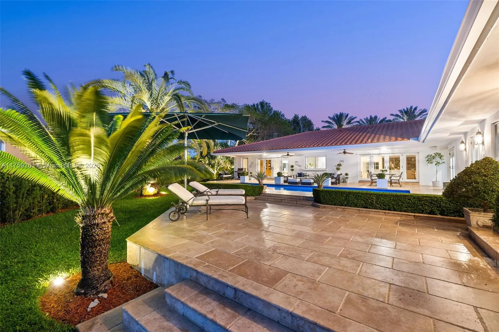 Coral Gables, Florida 33156, United States, 5 Bedrooms Bedrooms, ,4 BathroomsBathrooms,Residential,Active,85452