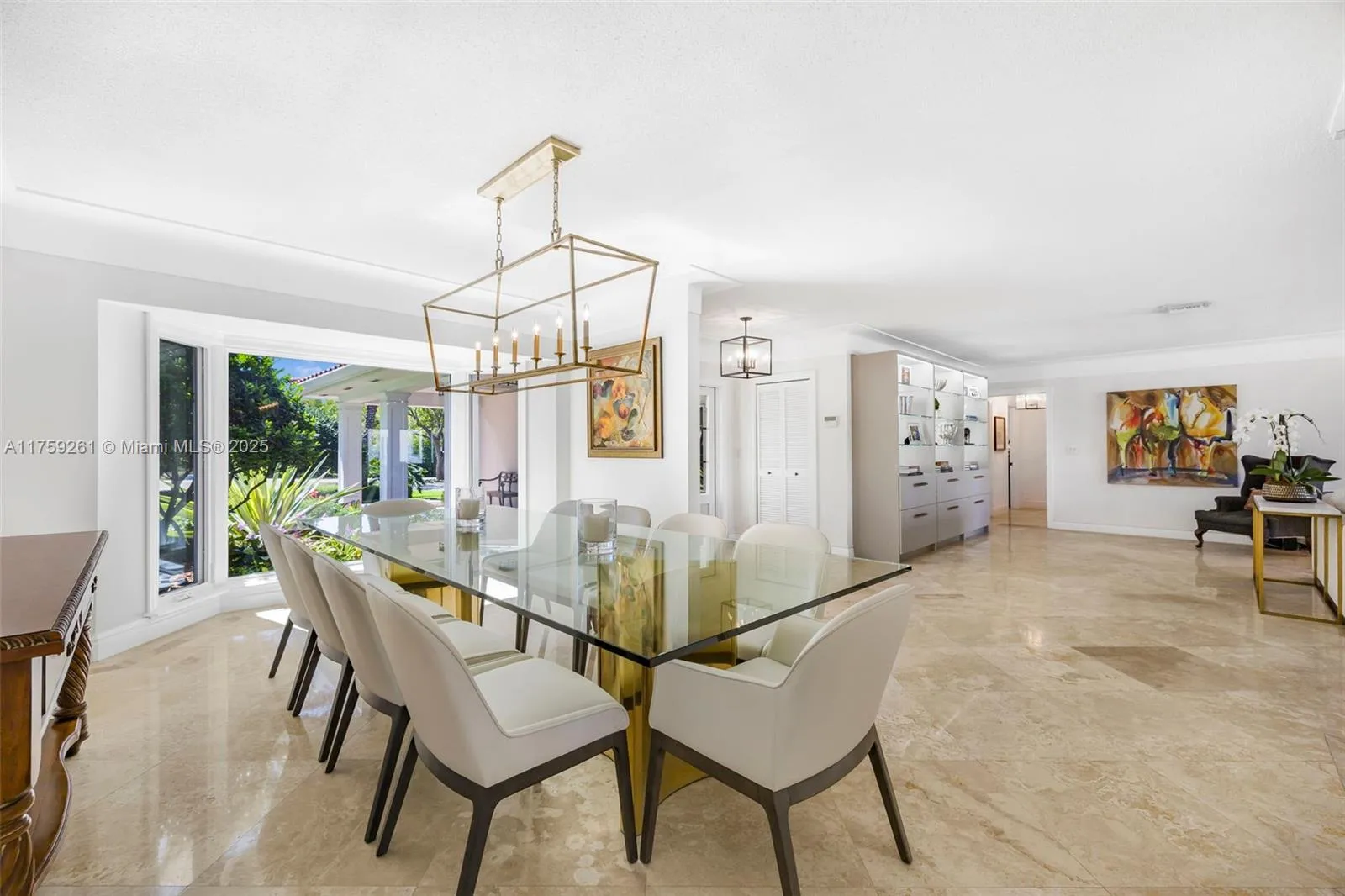 Coral Gables, Florida 33156, United States, 5 Bedrooms Bedrooms, ,4 BathroomsBathrooms,Residential,Active,85452