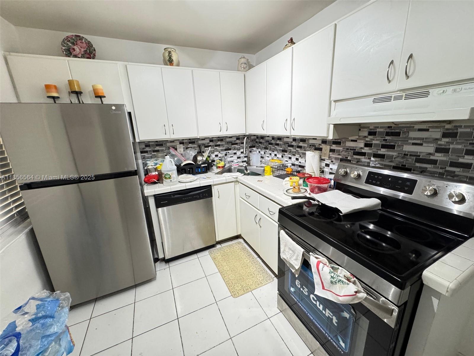 KINGS CREEK SO CONDO - Residential