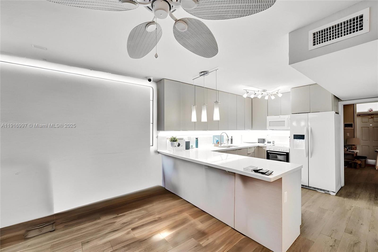 PRESIDENT CO-OP - Residential