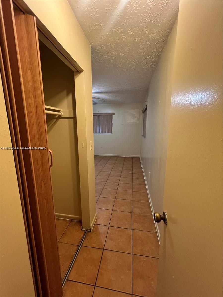 BISCAYNE SHORES UNIT 4 - Residential