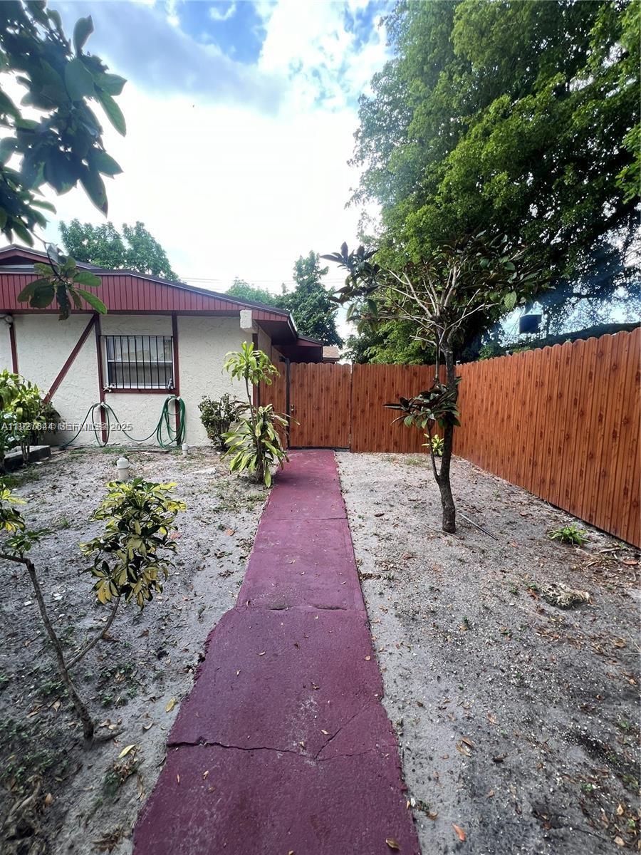 View photos, virtual tours, details... 1581 NE 117 ST