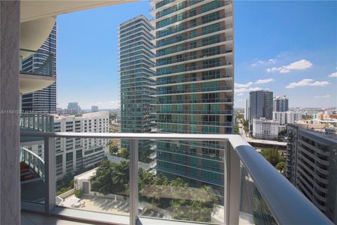 Condominium in Miami FL 1100 Miami Ave.jpg