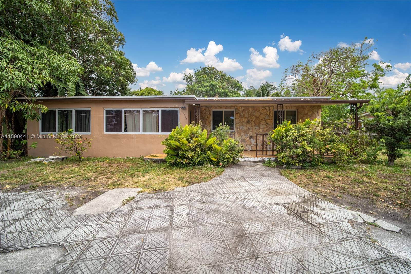 Property for Sale at 1235 Jann Ave, Opa-Locka, Miami-Dade County, Florida - Bedrooms: 6 
Bathrooms: 2  - $515,000