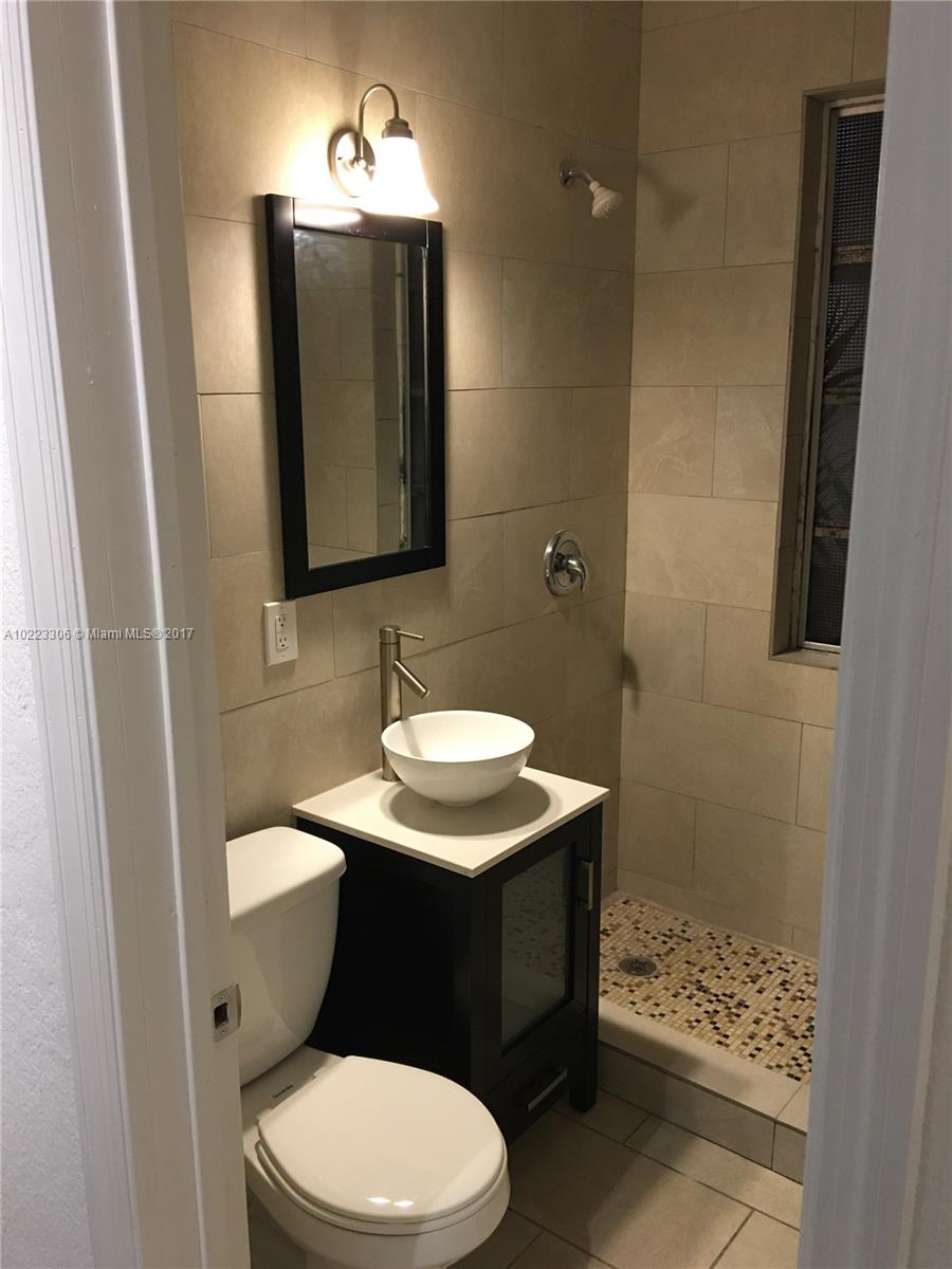 TAMIAMI HIGHLANDS - Residential Lease