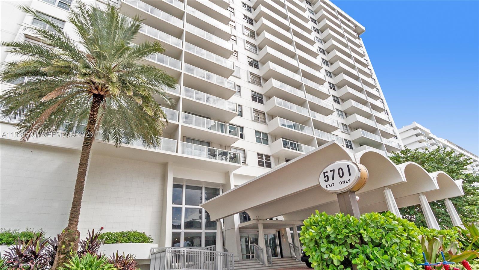 ARLEN BEACH CONDO - Residential