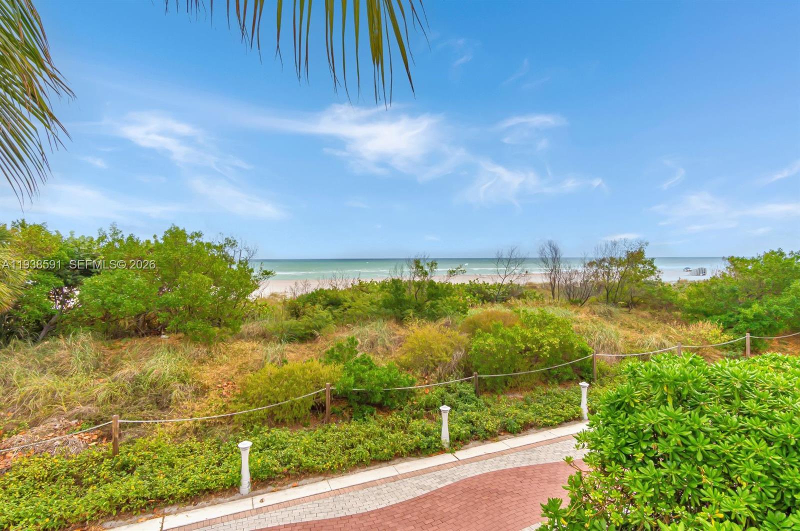 ARLEN BEACH CONDO - Residential