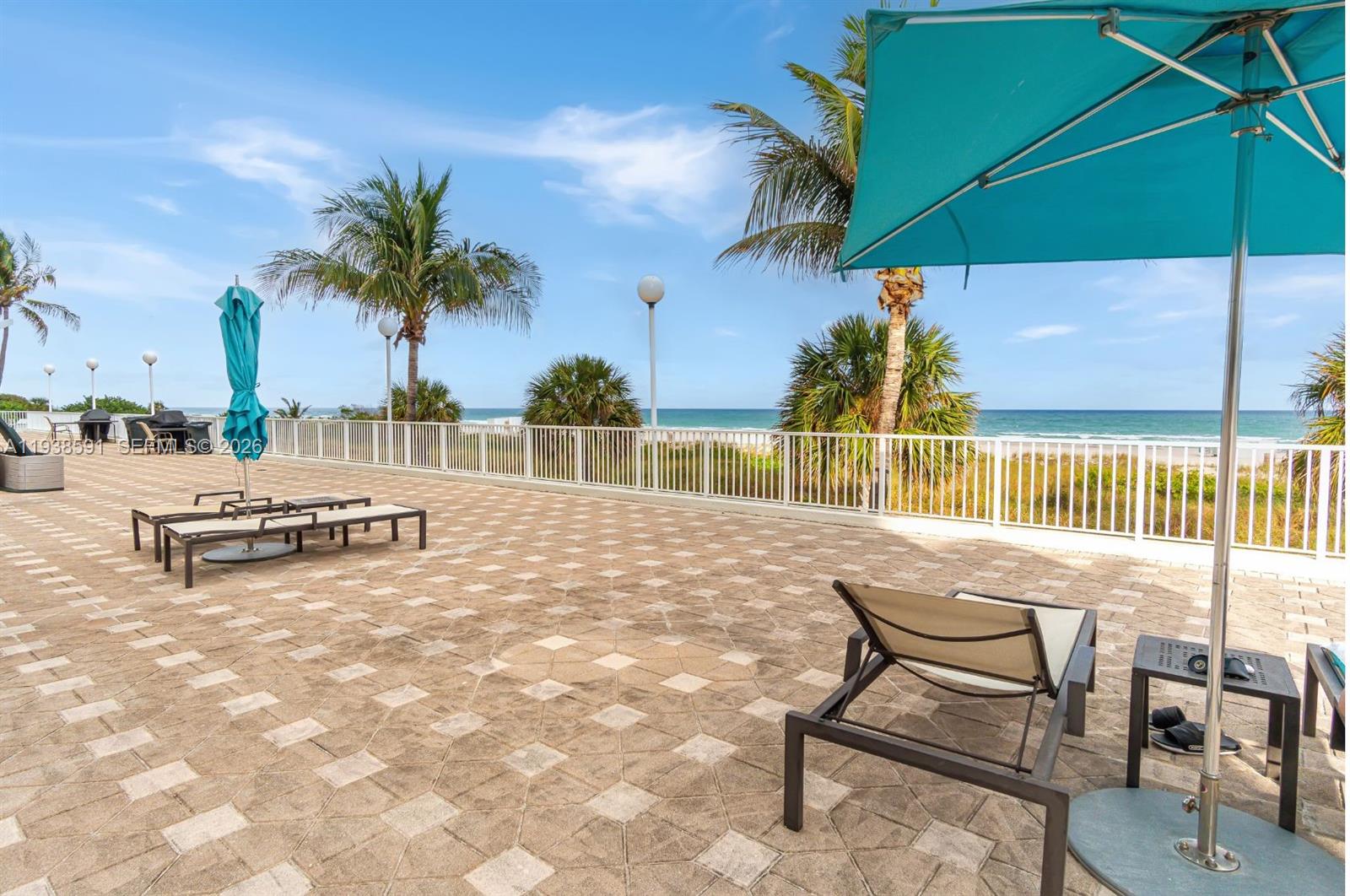 ARLEN BEACH CONDO - Residential