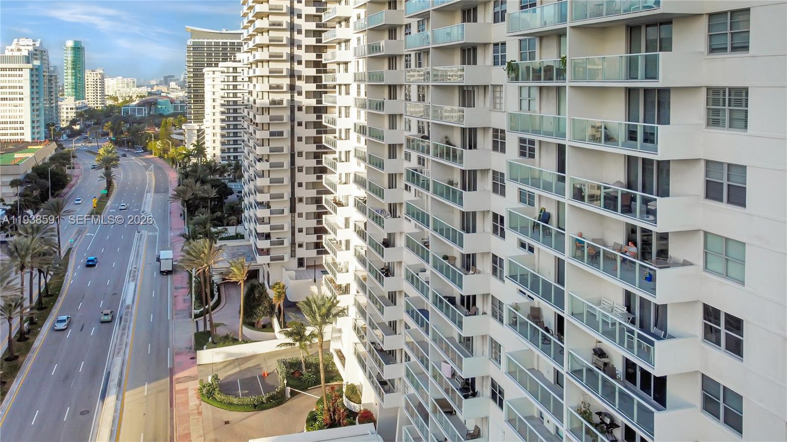 ARLEN BEACH CONDO - Residential