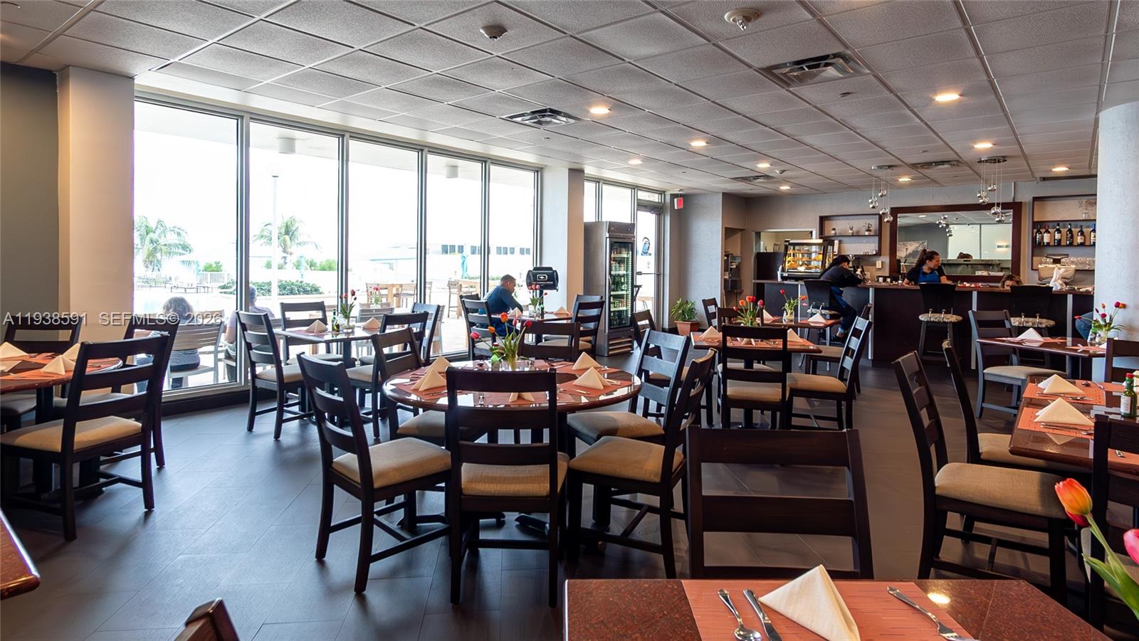 ARLEN BEACH CONDO - Residential