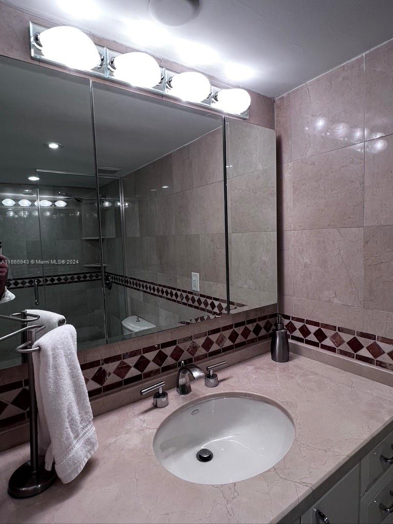 SEACOAST 5151 CONDO - Residential Lease