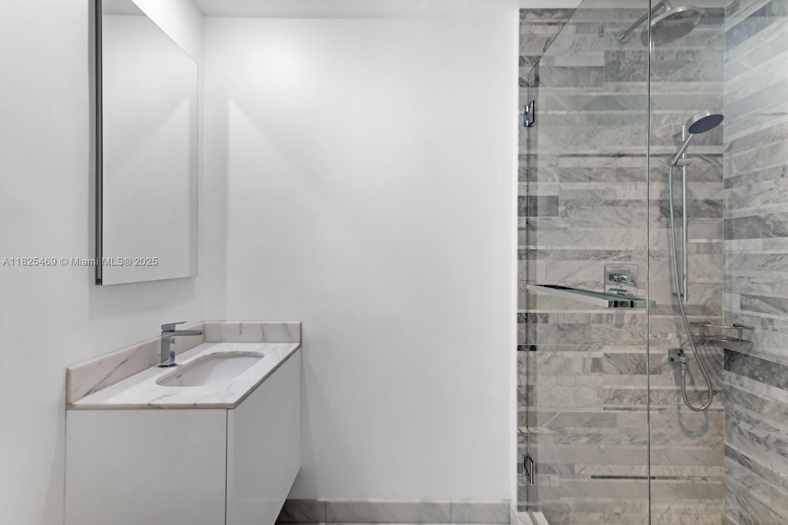 OCEANA BAL HARBOUR CONDO - Residential