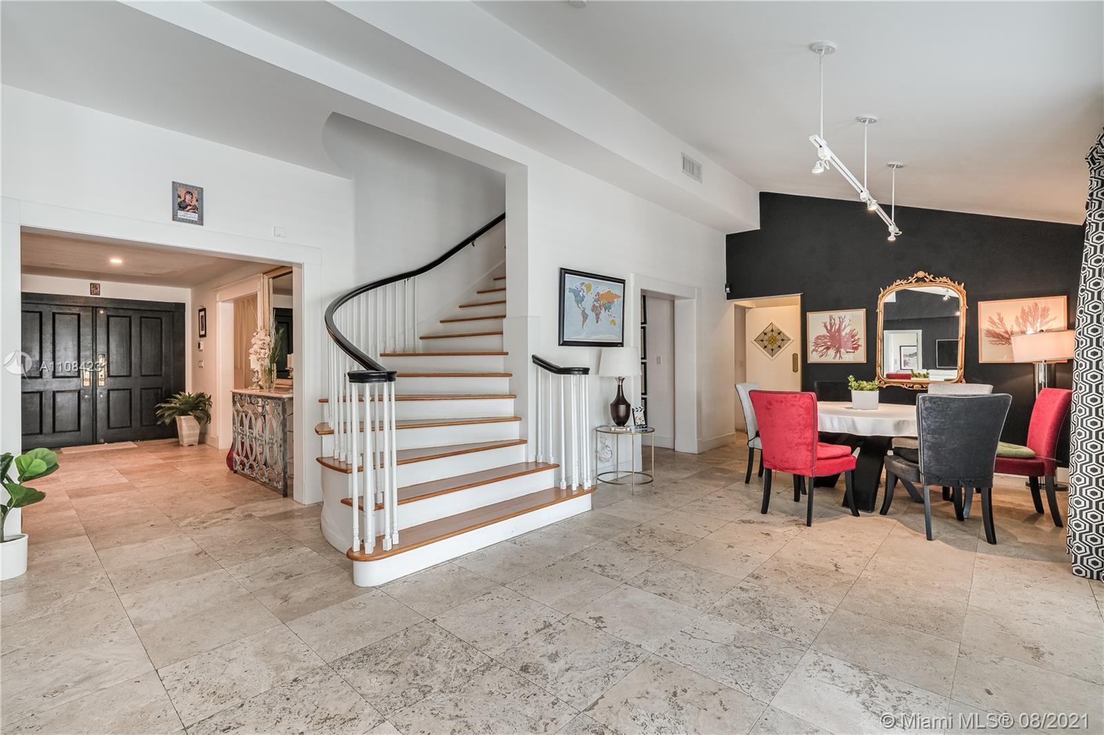 CORAL GABLE COUNTRY CLUB - Residential