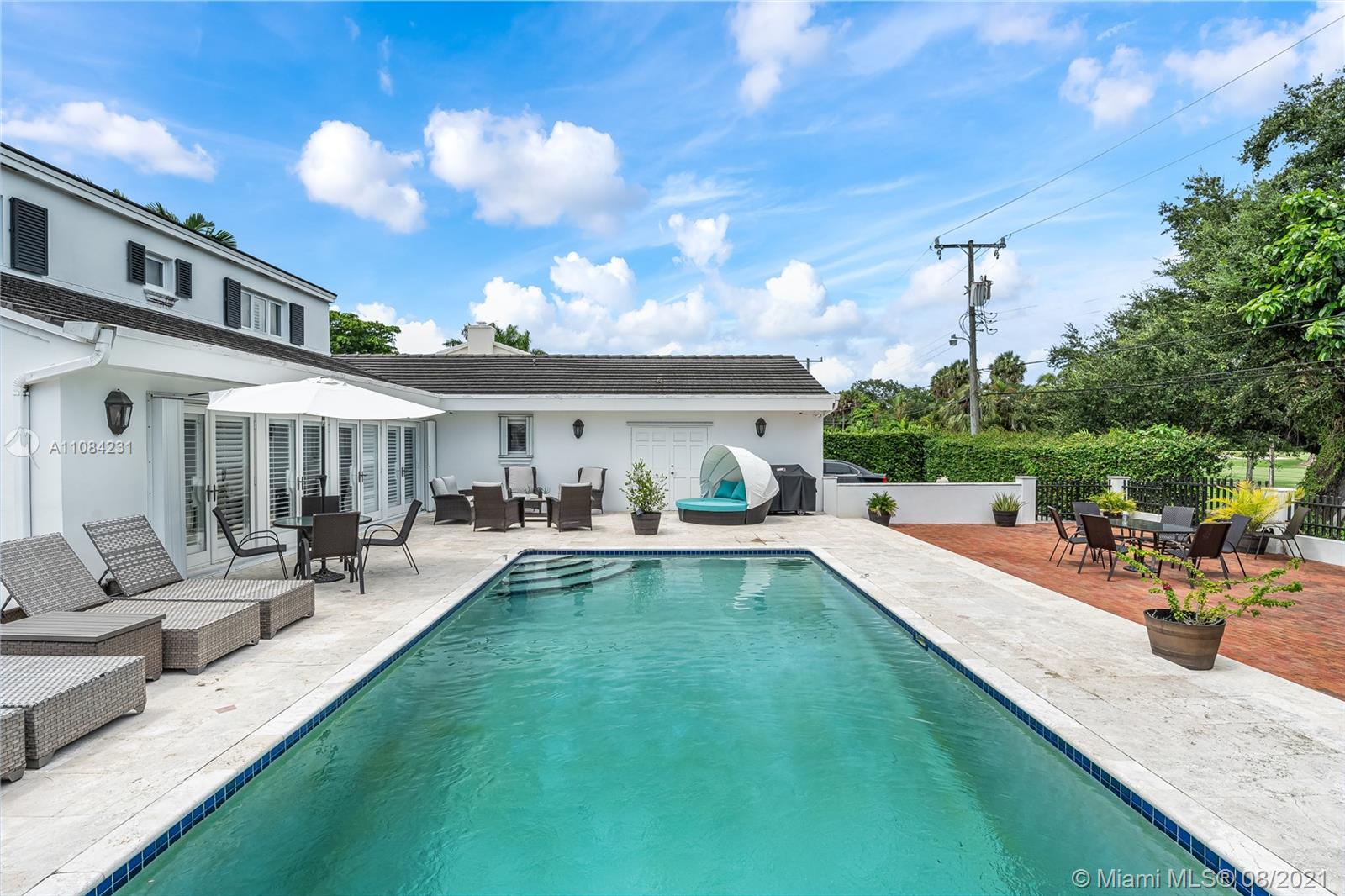 CORAL GABLE COUNTRY CLUB - Residential