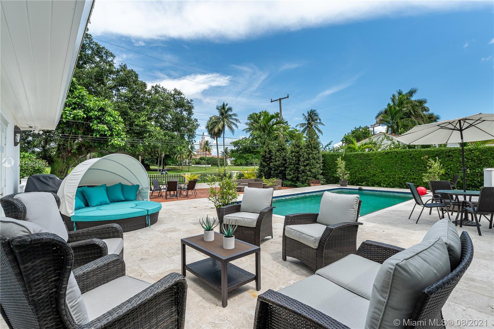 CORAL GABLE COUNTRY CLUB - Residential