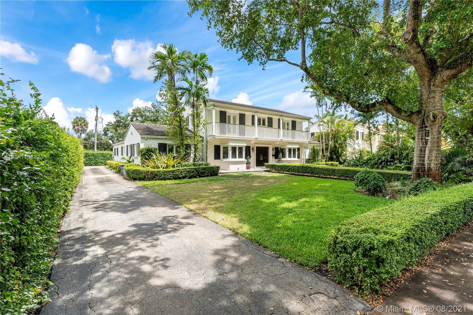 CORAL GABLE COUNTRY CLUB - Residential