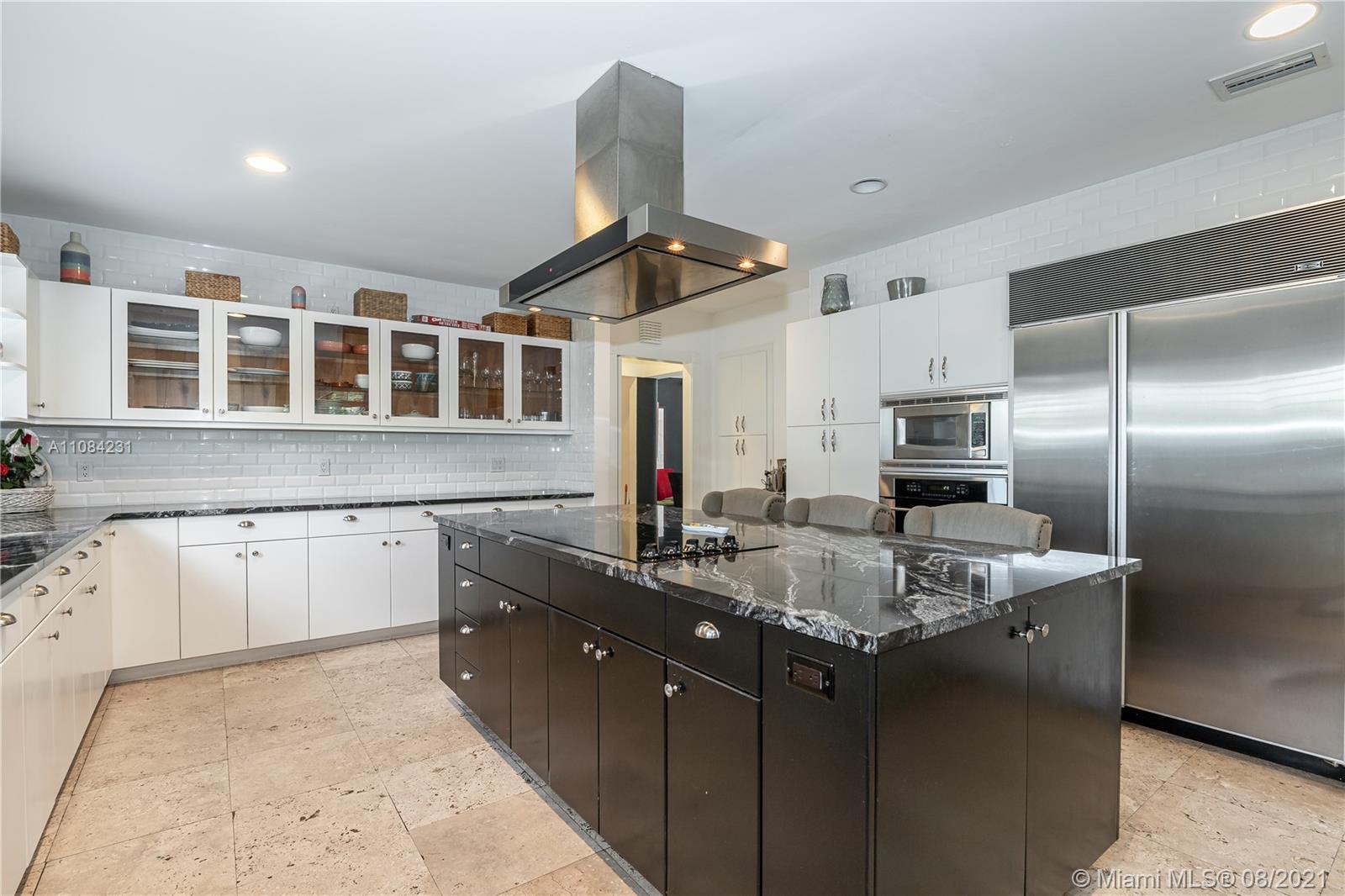 CORAL GABLE COUNTRY CLUB - Residential