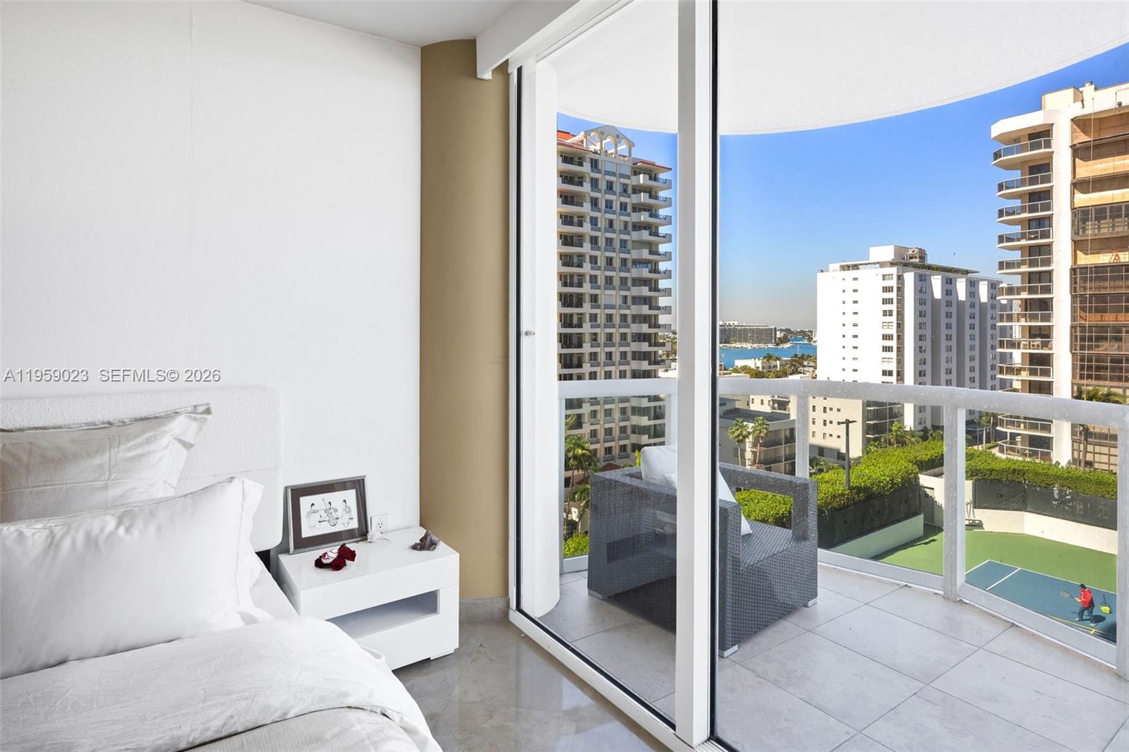 AKOYA CONDO - Residential