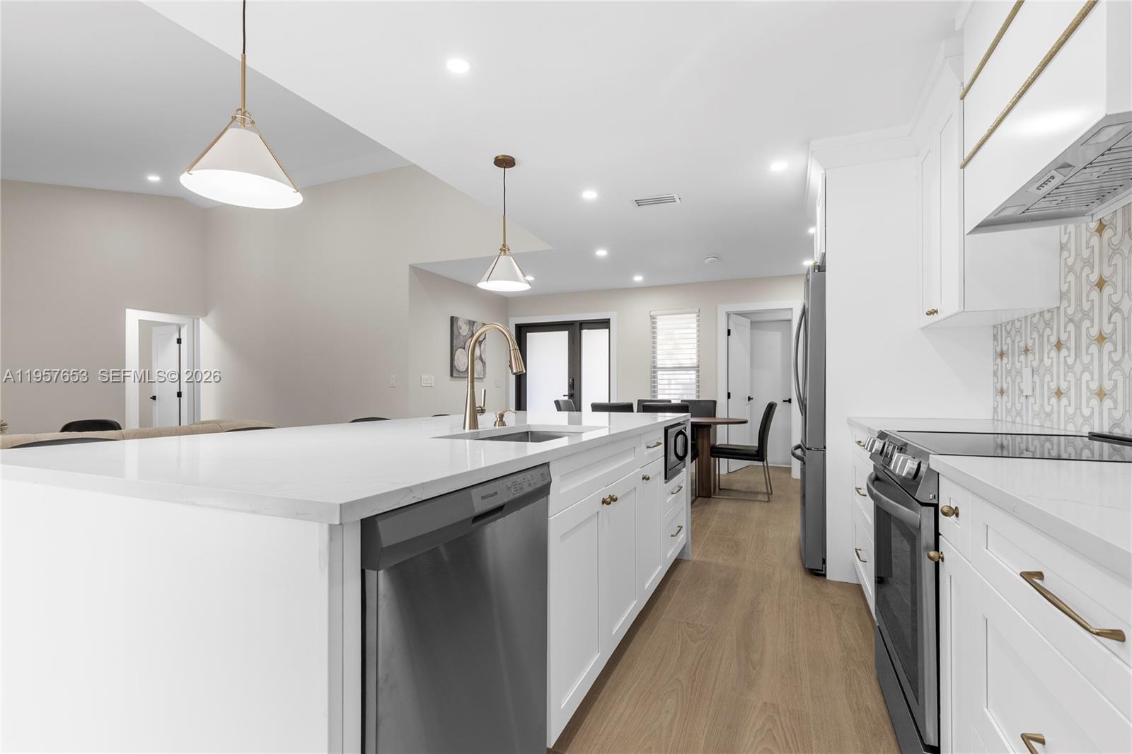 AMERICAN HOMES AT BOCA RA - Residential