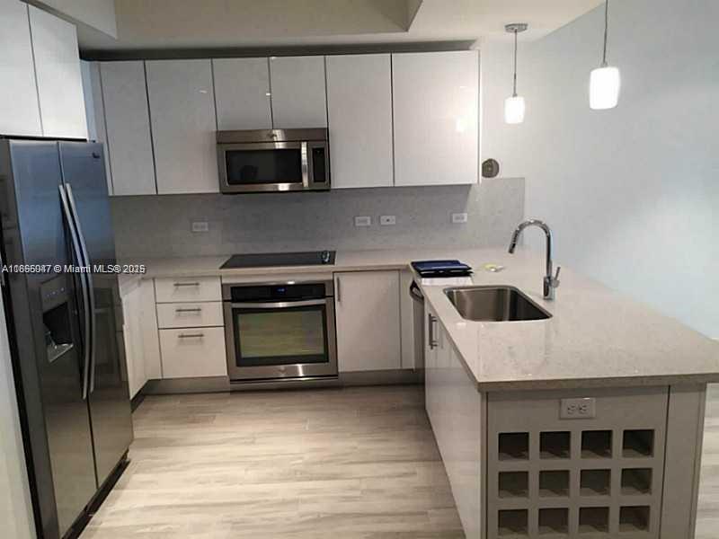 NINE AT MARY BRICKELL VIL - Residential