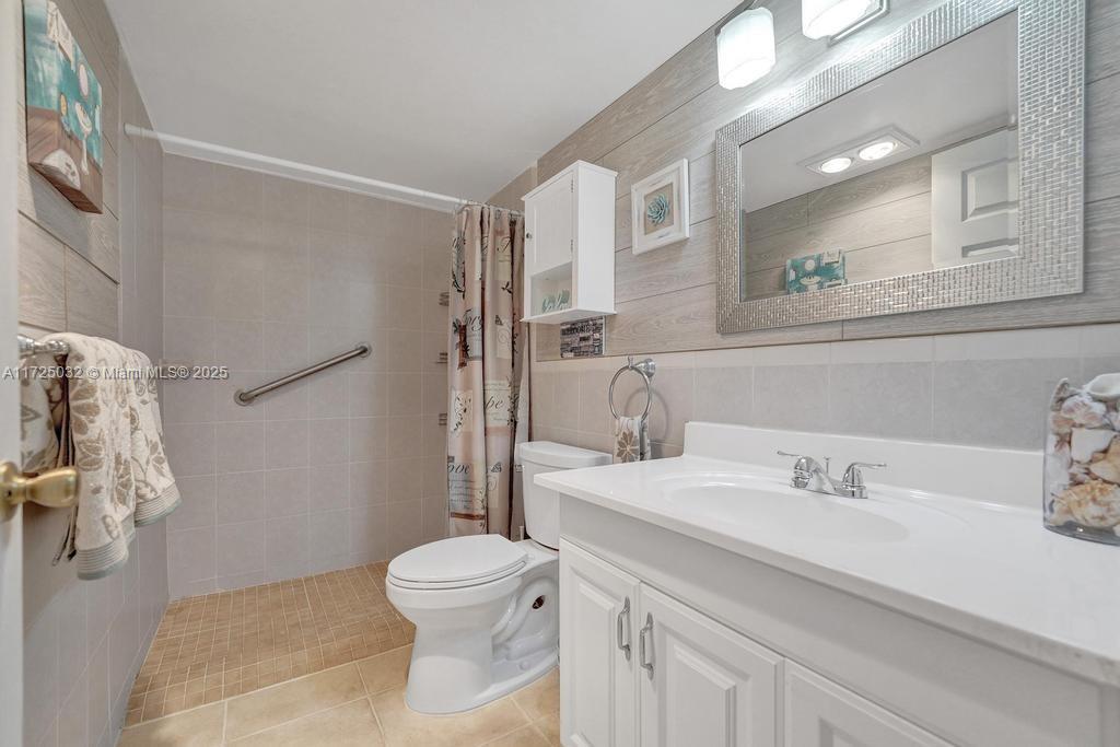 Meadowbrook Lakes View - Residential
