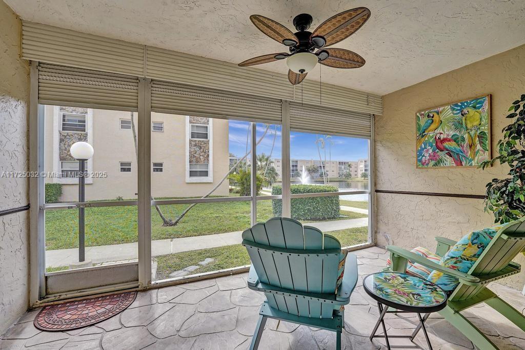 Meadowbrook Lakes View - Residential