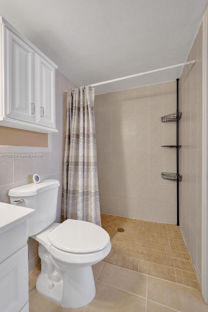 Meadowbrook Lakes View - Residential
