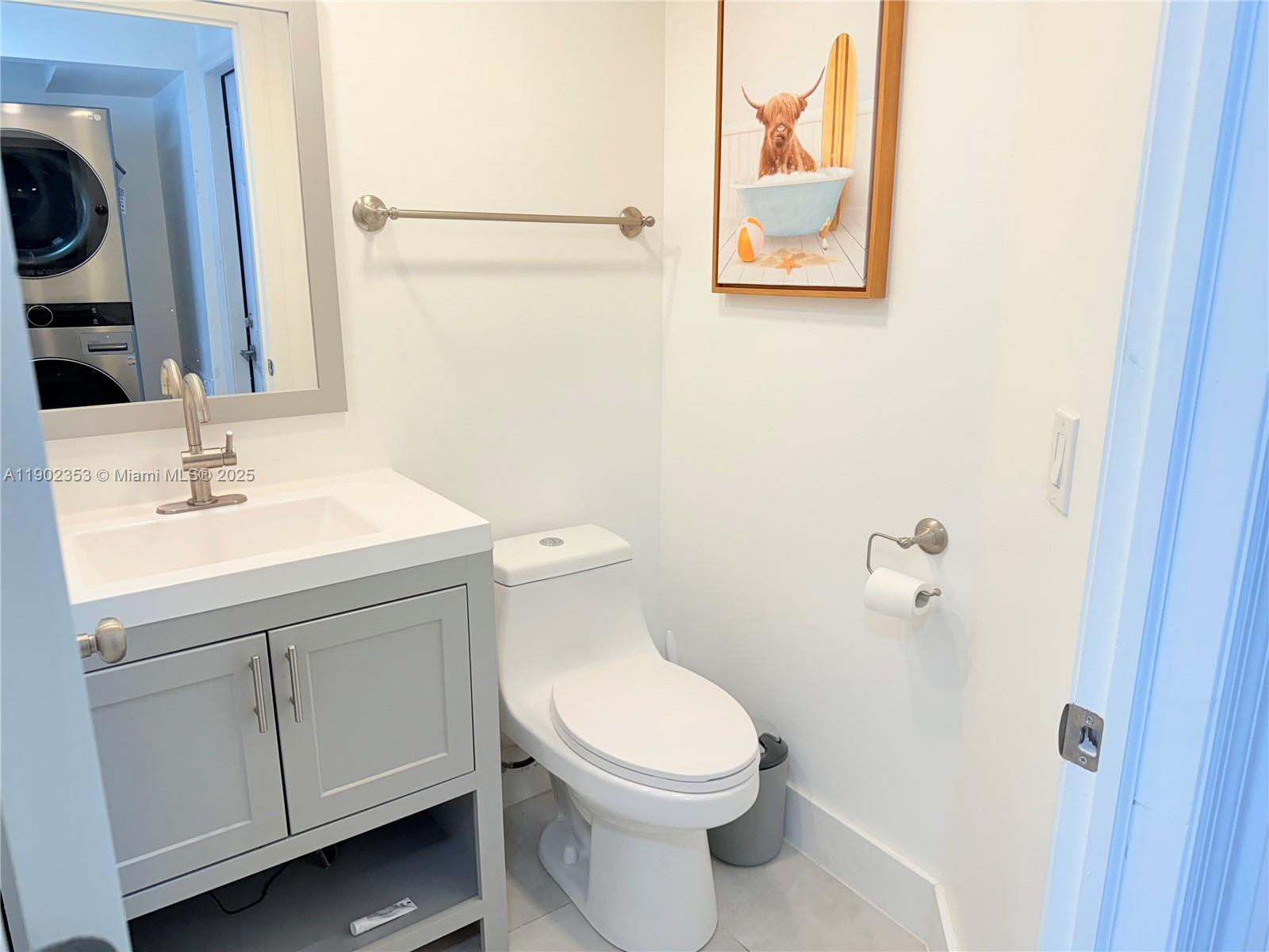 PEMBROKE POINTE PARCEL - Residential Lease