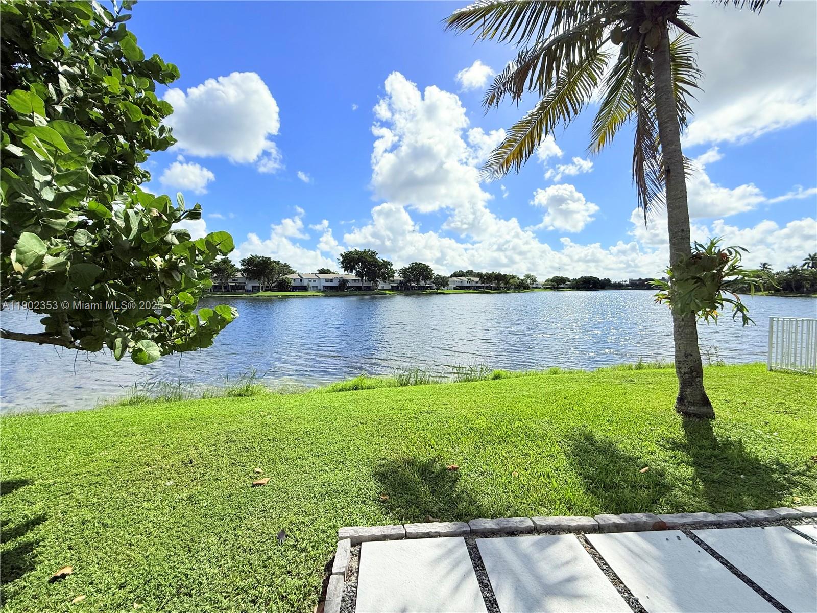 PEMBROKE POINTE PARCEL - Residential Lease