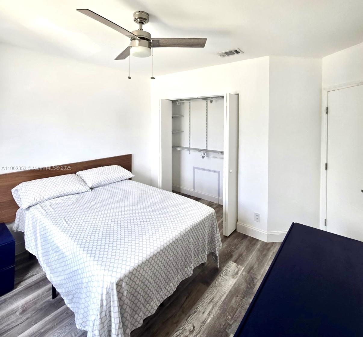 PEMBROKE POINTE PARCEL - Residential Lease