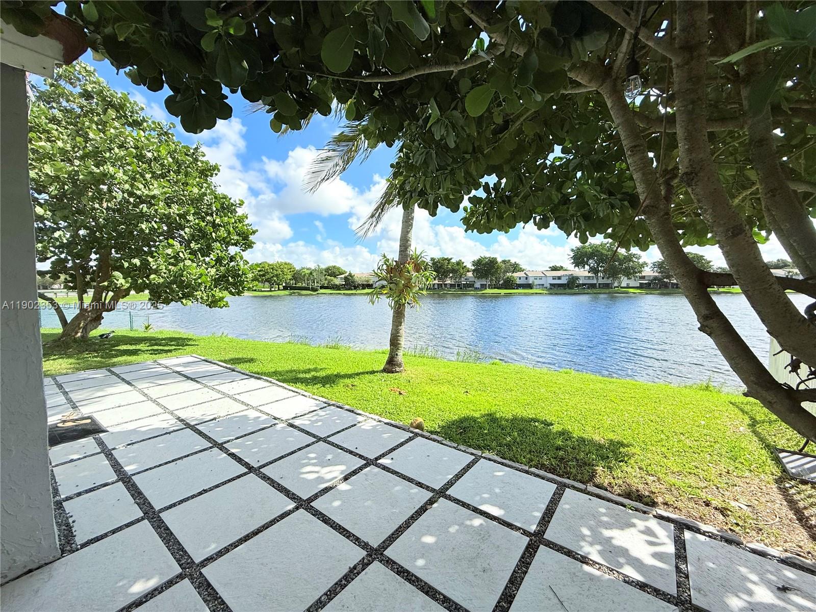 PEMBROKE POINTE PARCEL - Residential Lease