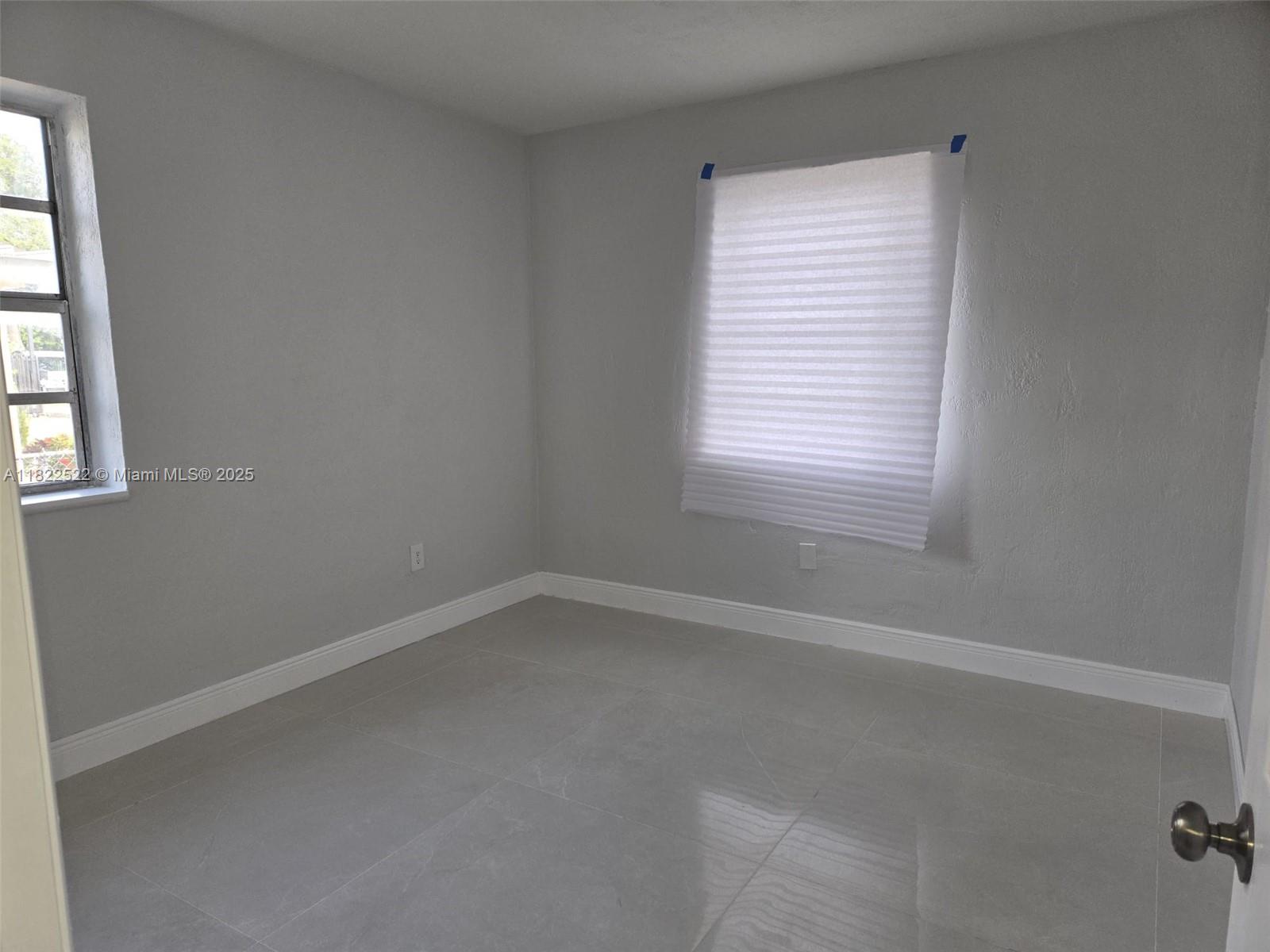 SUNSET MANOR - Residential