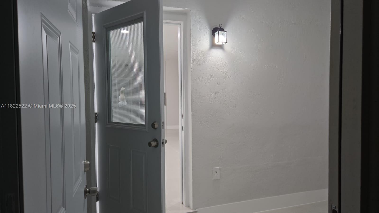 SUNSET MANOR - Residential