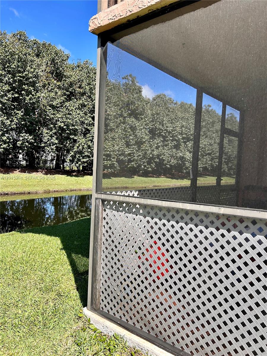 RACQUET CLUB APTS 4 SOUTH - Residential Lease