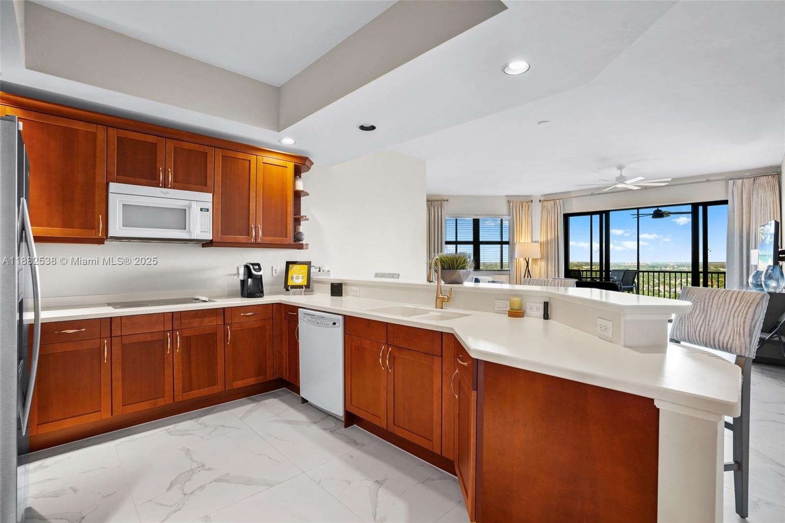 RIVA DEL LAGO - Residential