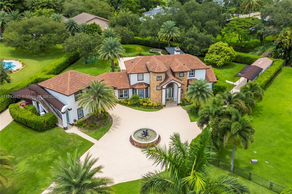 Photo of 20211 SW 50th Pl, Southwest Ranches, FL 33332 (MLS # A11843985)