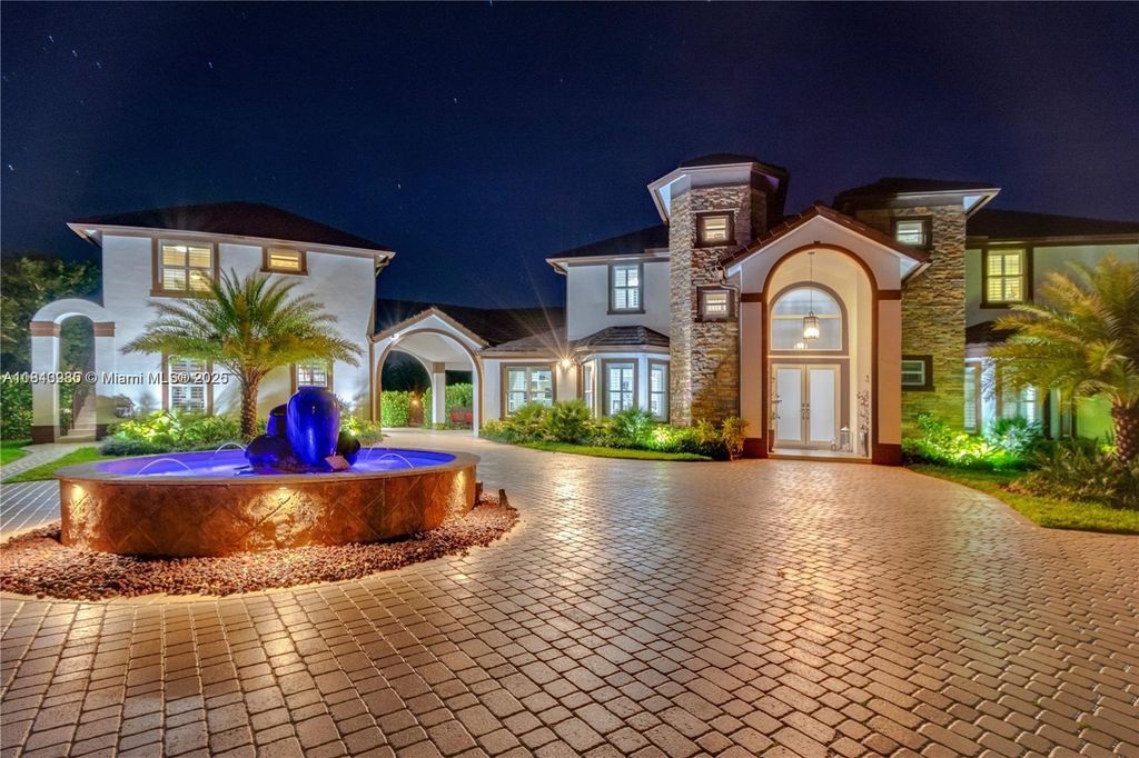 Photo of 20211 SW 50th Pl, Southwest Ranches, FL 33332 (MLS # A11843985)