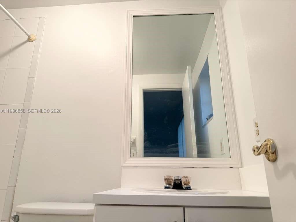 COURTYARDS AT KENDALL CON - Residential