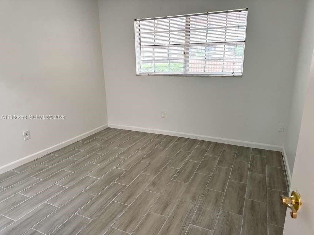 COURTYARDS AT KENDALL CON - Residential