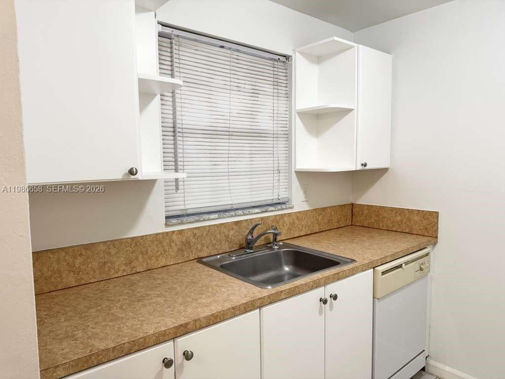 COURTYARDS AT KENDALL CON - Residential