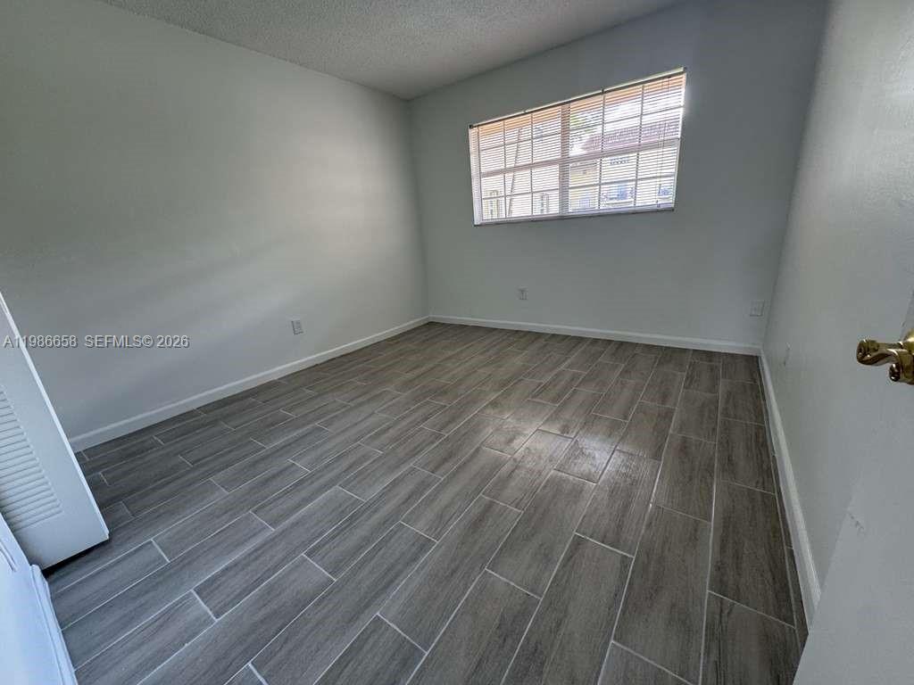 COURTYARDS AT KENDALL CON - Residential