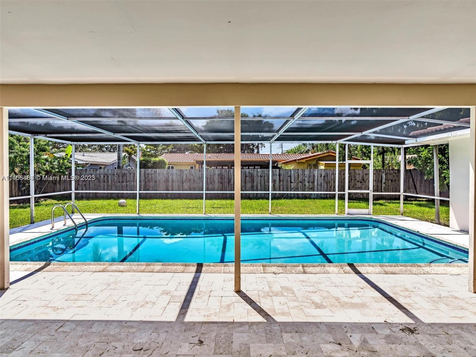 MIRROR LAKE ESTATES SEC F - Residential