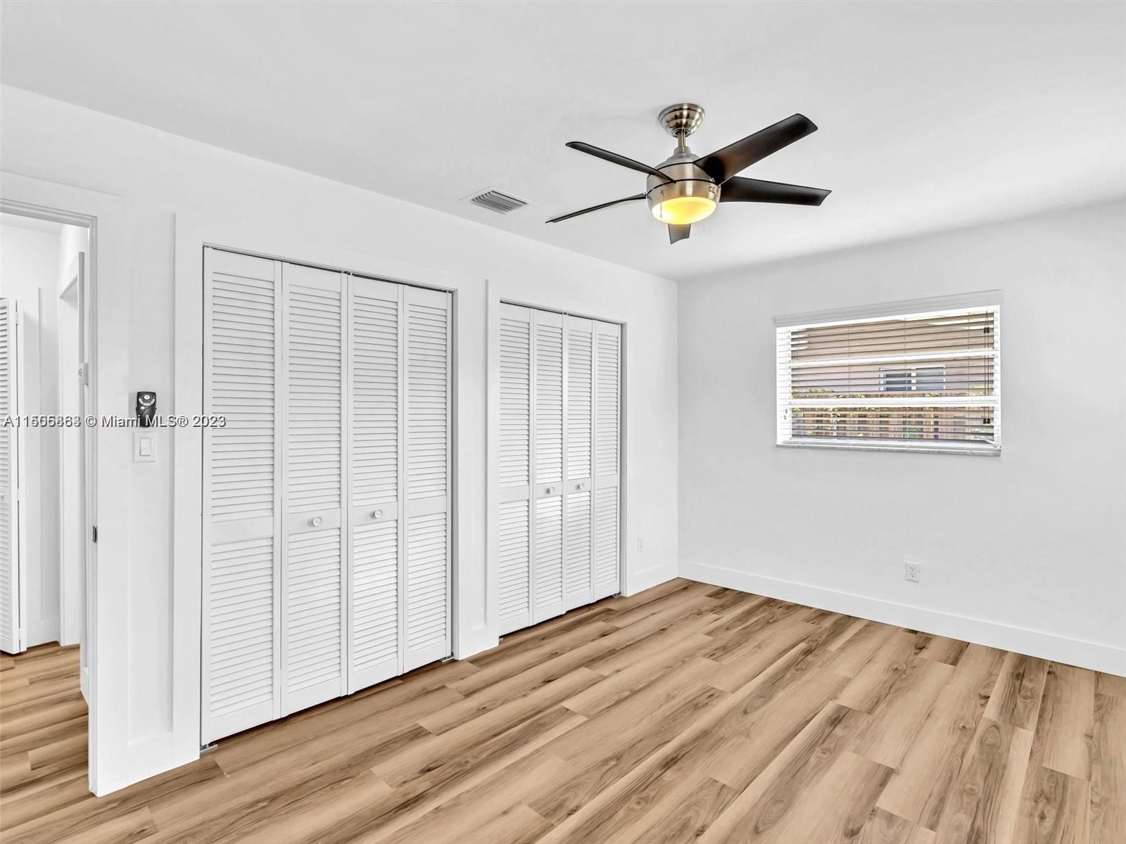 MIRROR LAKE ESTATES SEC F - Residential