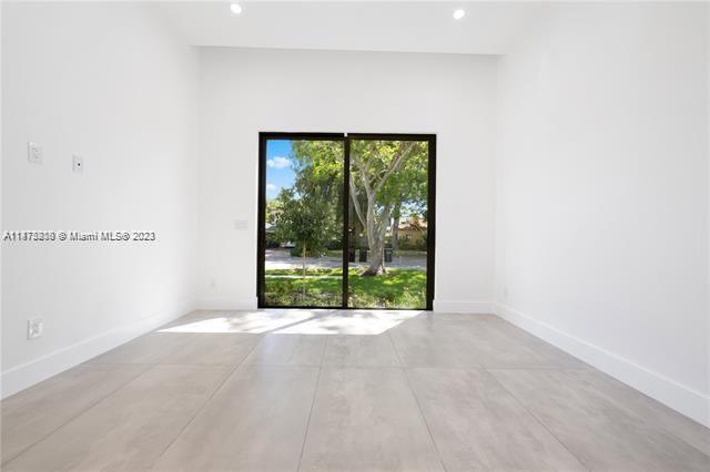 HOLMBERG & MC KEES - Residential