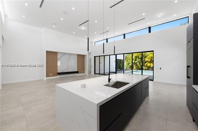 HOLMBERG & MC KEES - Residential