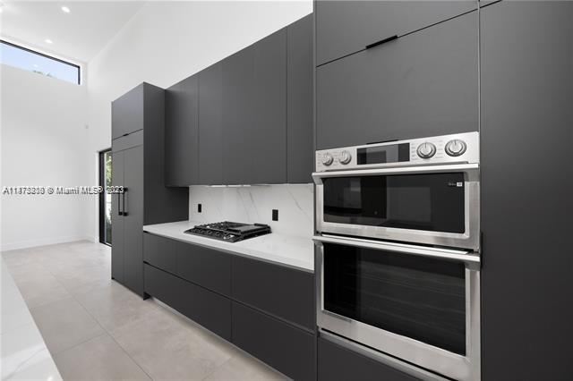 HOLMBERG & MC KEES - Residential