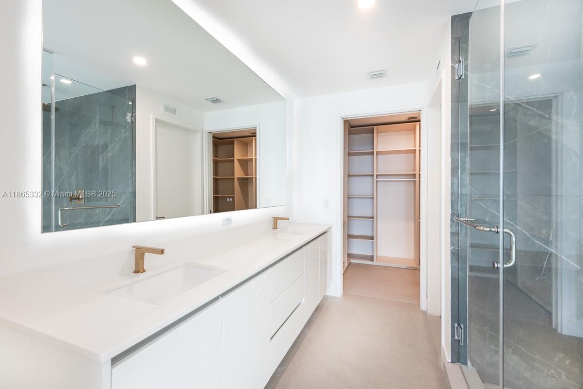 Aria Reserve - Residential Lease