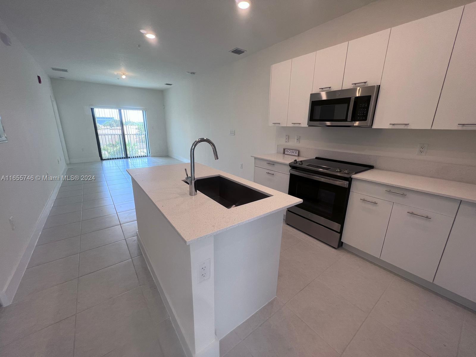 8001 NW 41st St F-310
