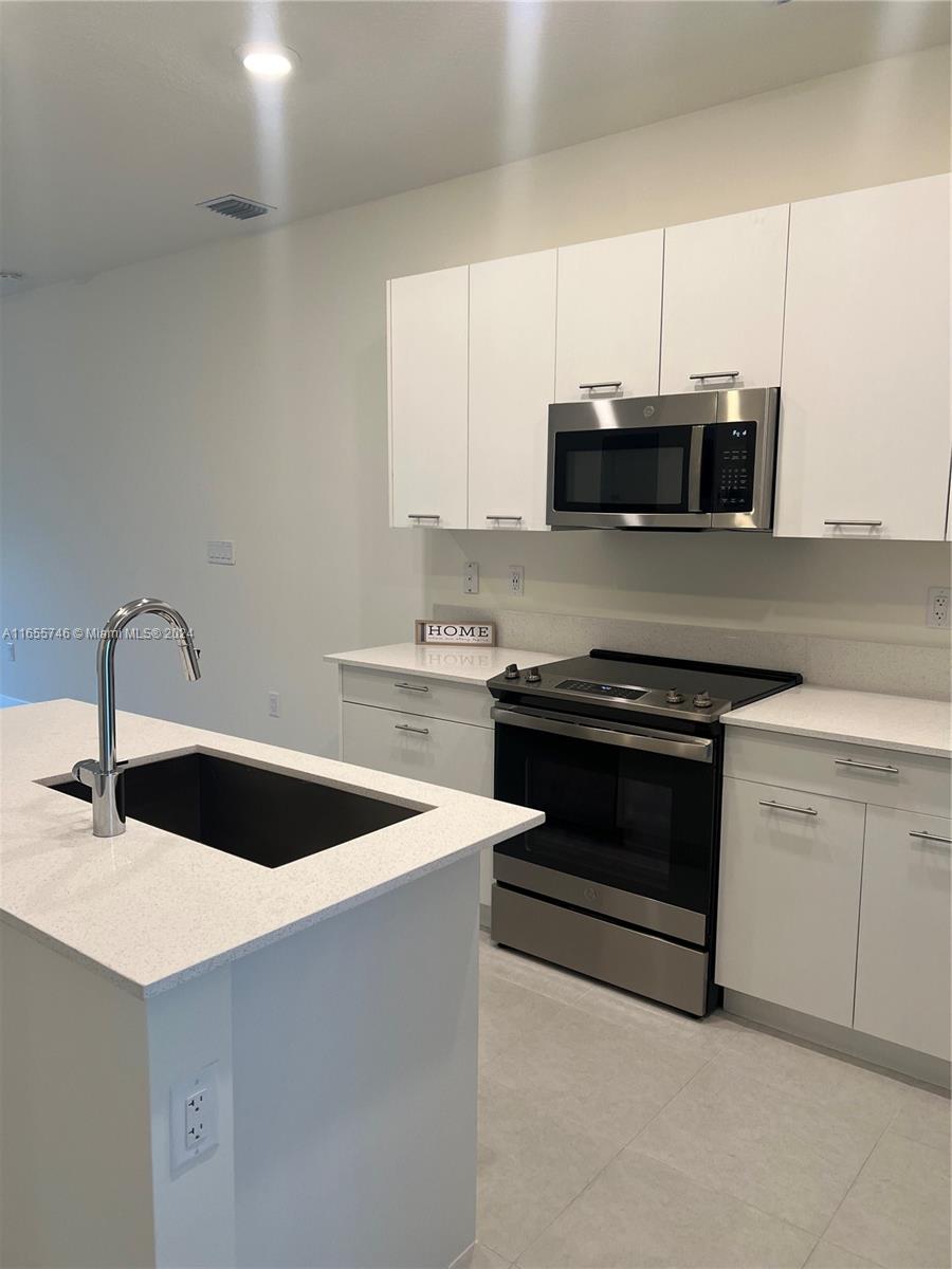 8001 NW 41st St F-310