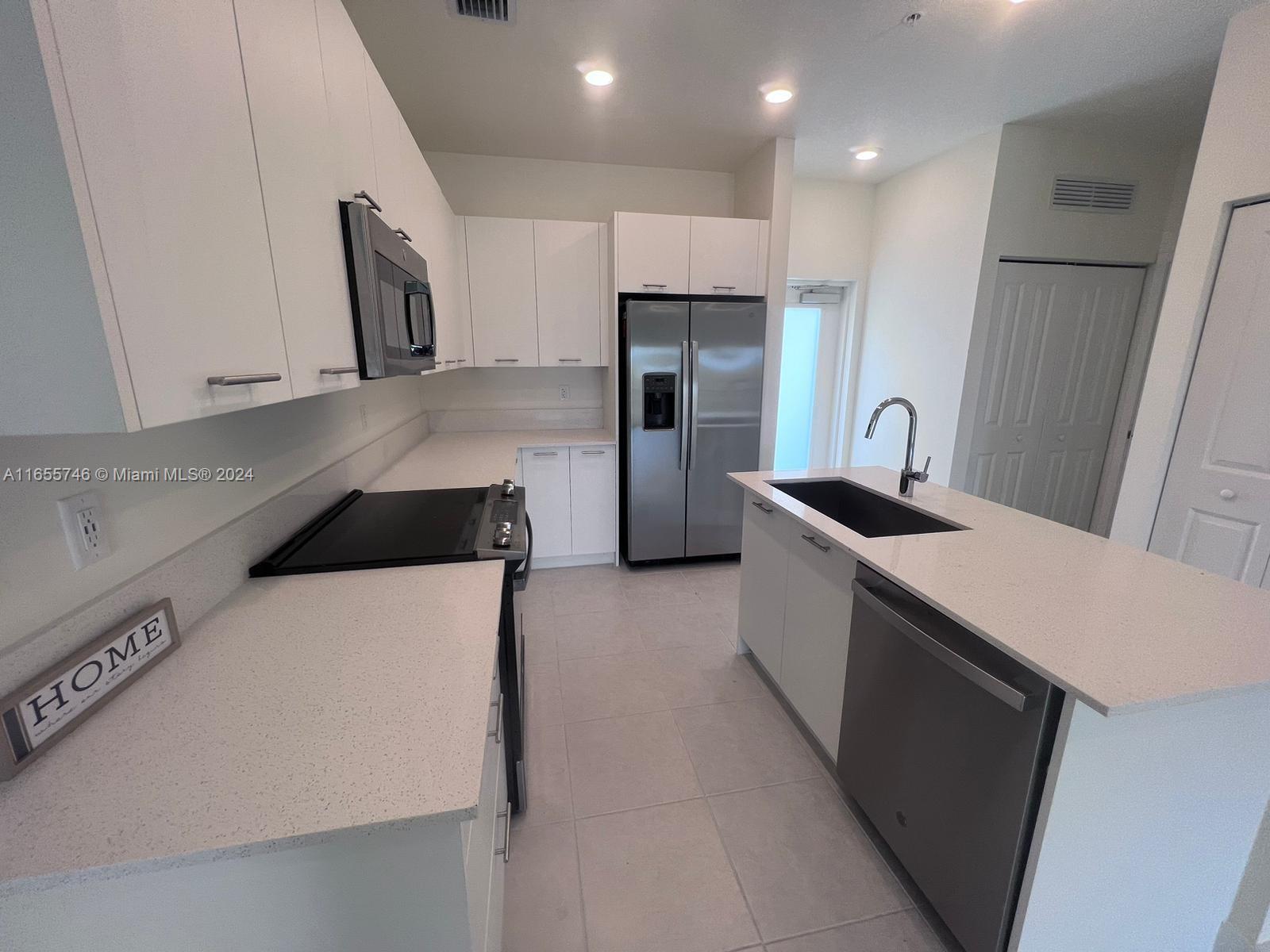 8001 NW 41st St F-310